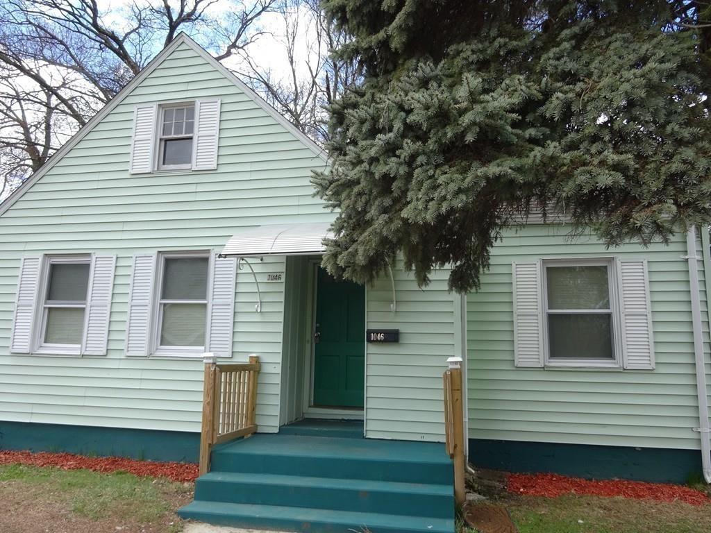 1046 Liberty Street - Photo 1