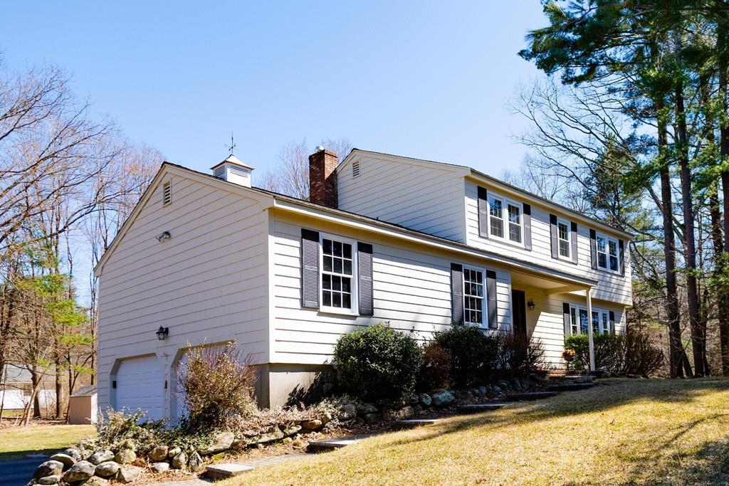 1 Banbury Dr - Photo 1