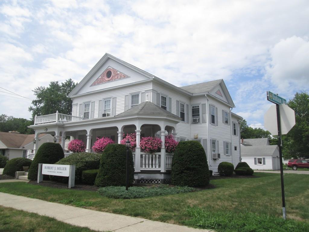 247 Main St - Photo 1