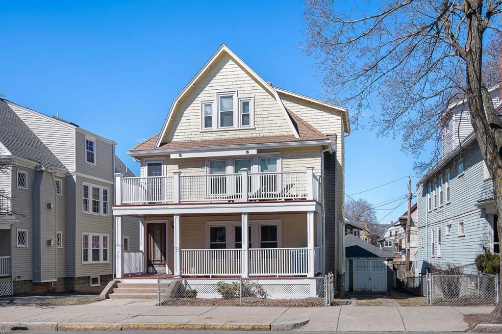 921 Broadway - Photo 1