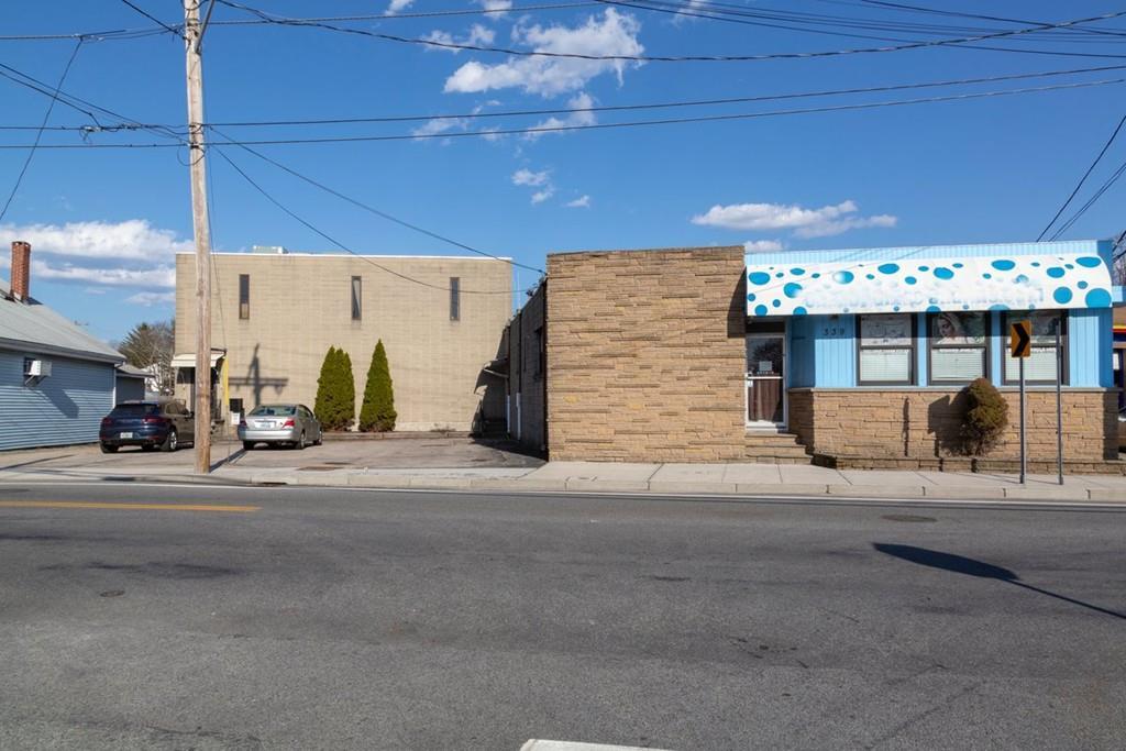 339 Woonasquatucket Ave - Photo 1