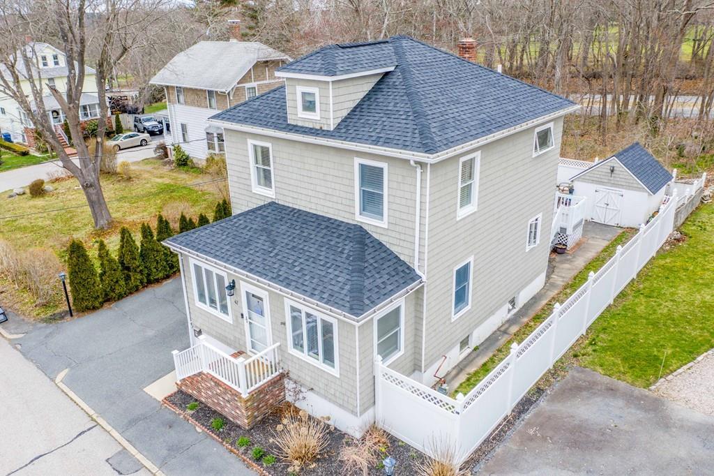 42 Robert St - Photo 1
