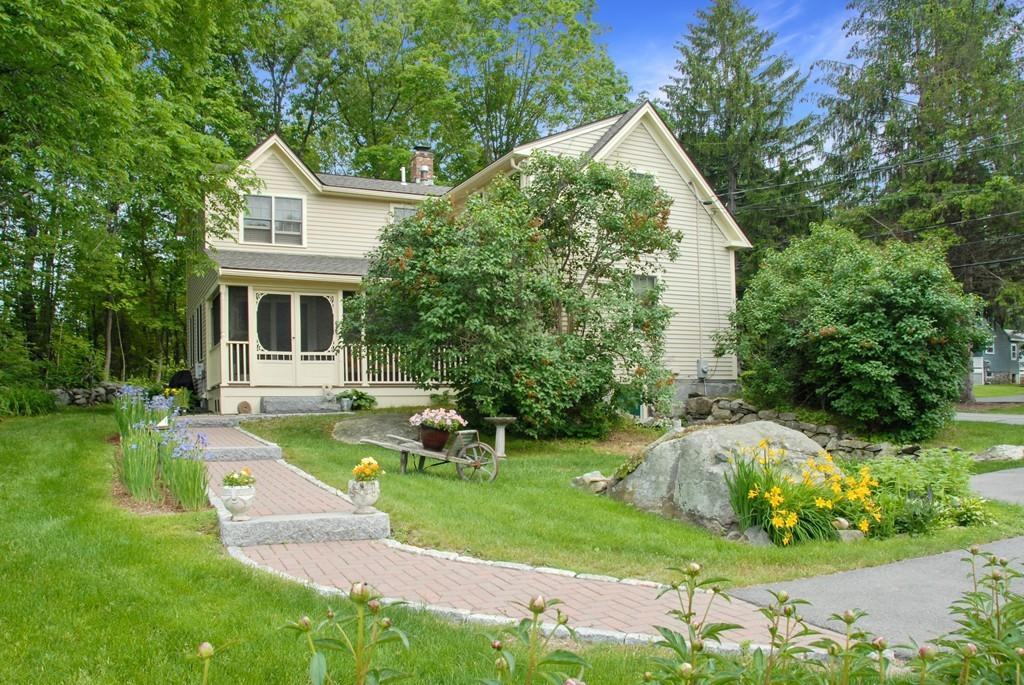 38 Fort Pond Hill Road - Photo 1