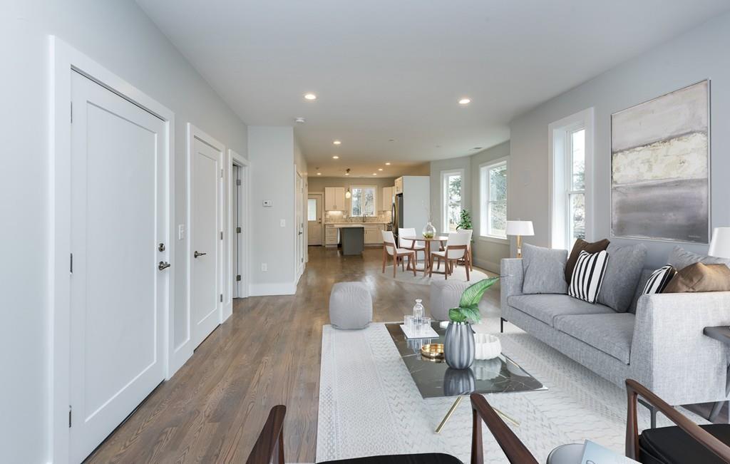 9 Greenwood Avenue - Photo 1