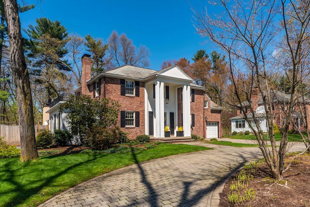 124 Englewood Rd - Photo 1