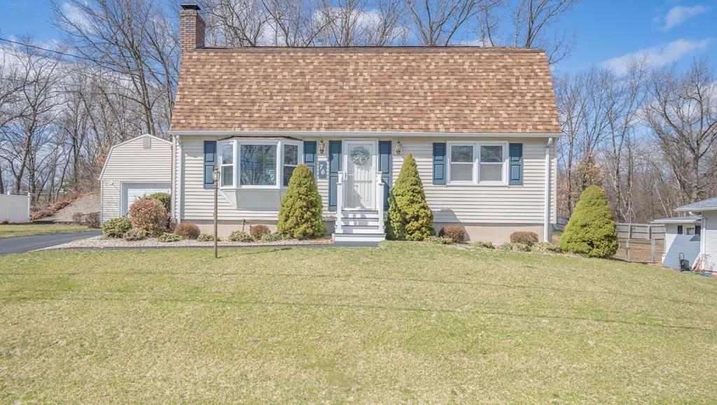 76 Sanders St - Photo 1