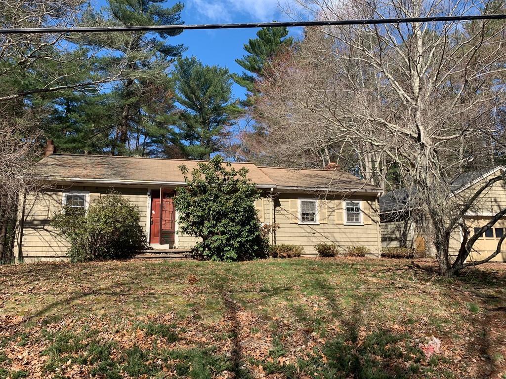 548 Hill St - Photo 1