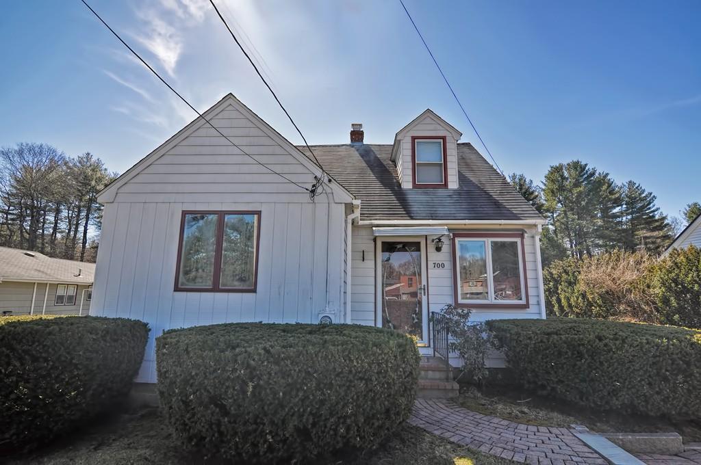 700 East St - Photo 1