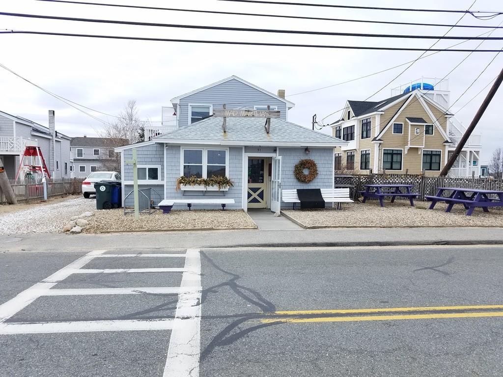 51 Northern Blvd - Photo 1