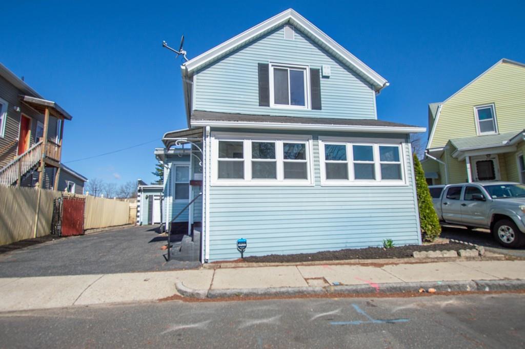 20 Manhattan St - Photo 1