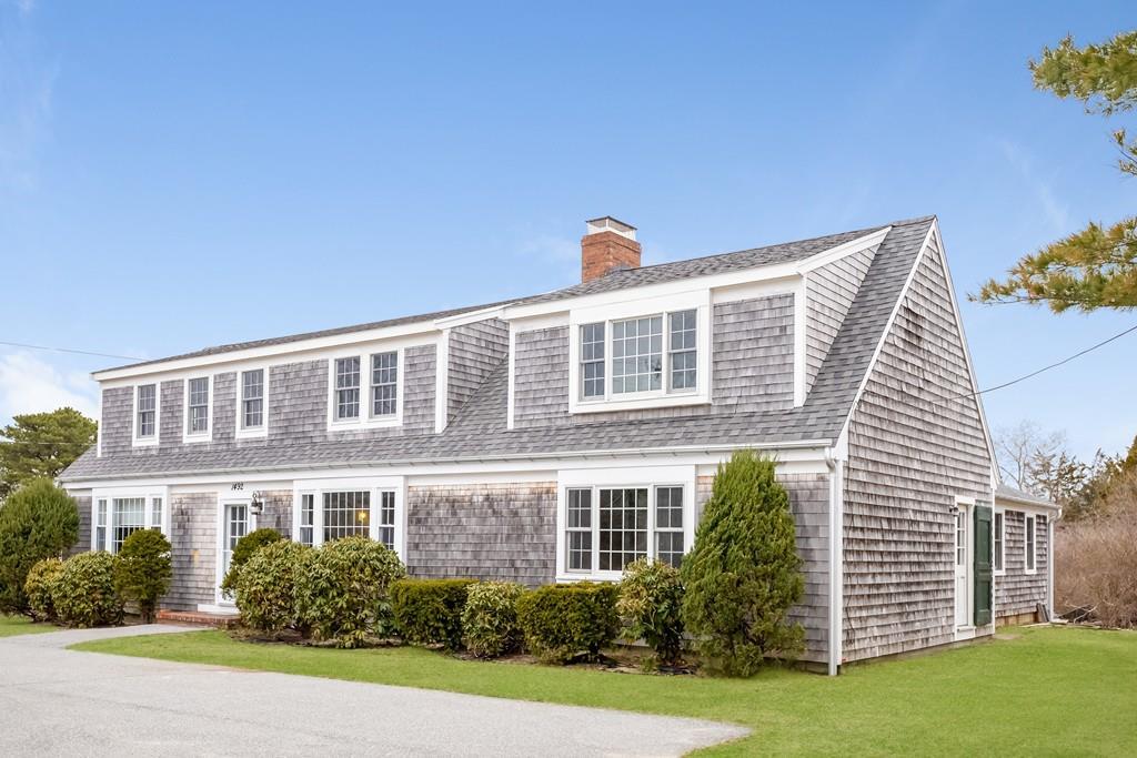 1492 Main St - Photo 1