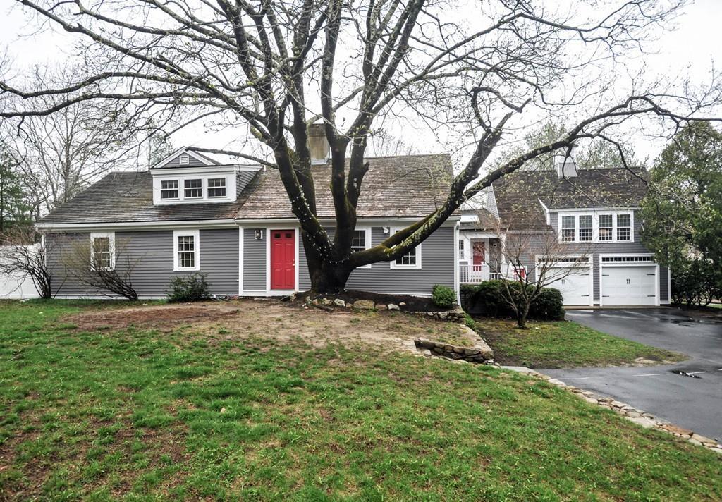 1018 Tremont St - Photo 1