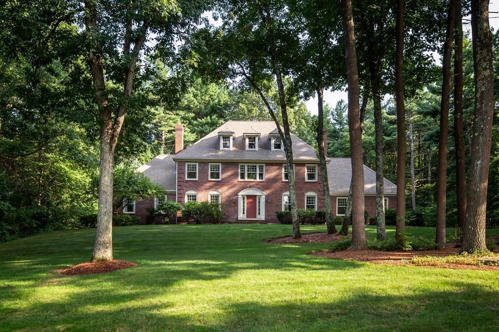 9 Elizabeth Road - Photo 1