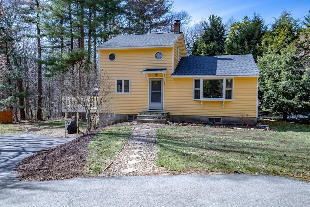 129 New Boston Rd - Photo 1