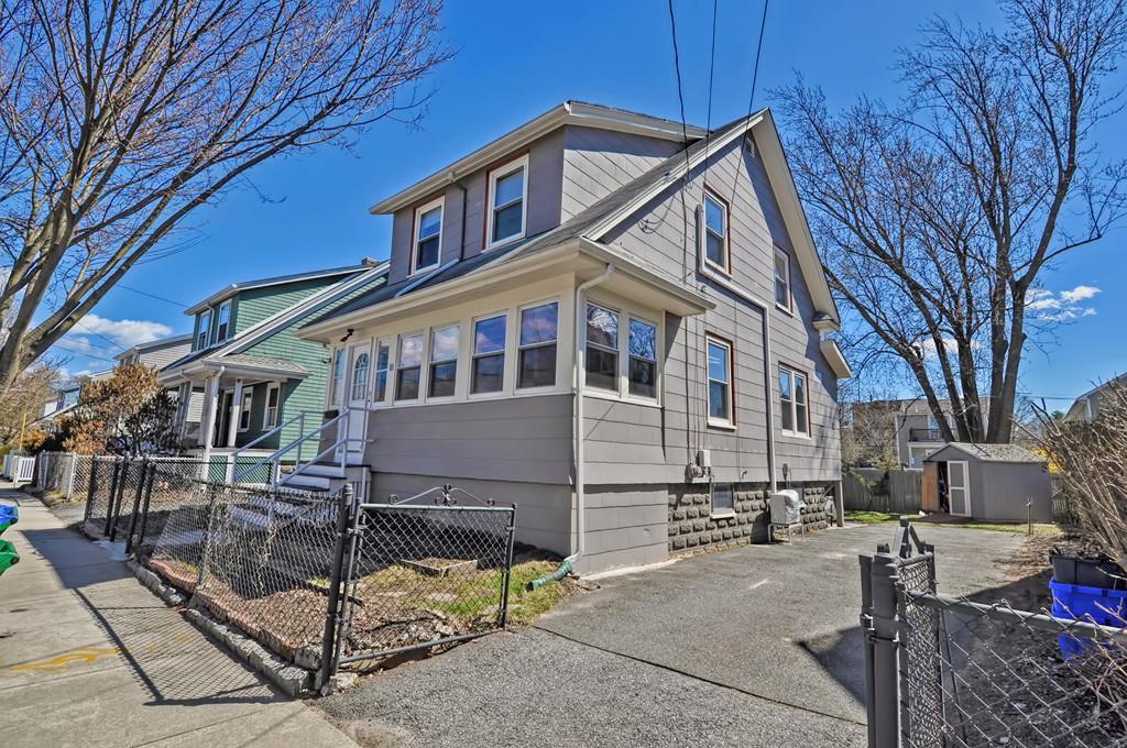 37 Woodrow Avenue - Photo 1