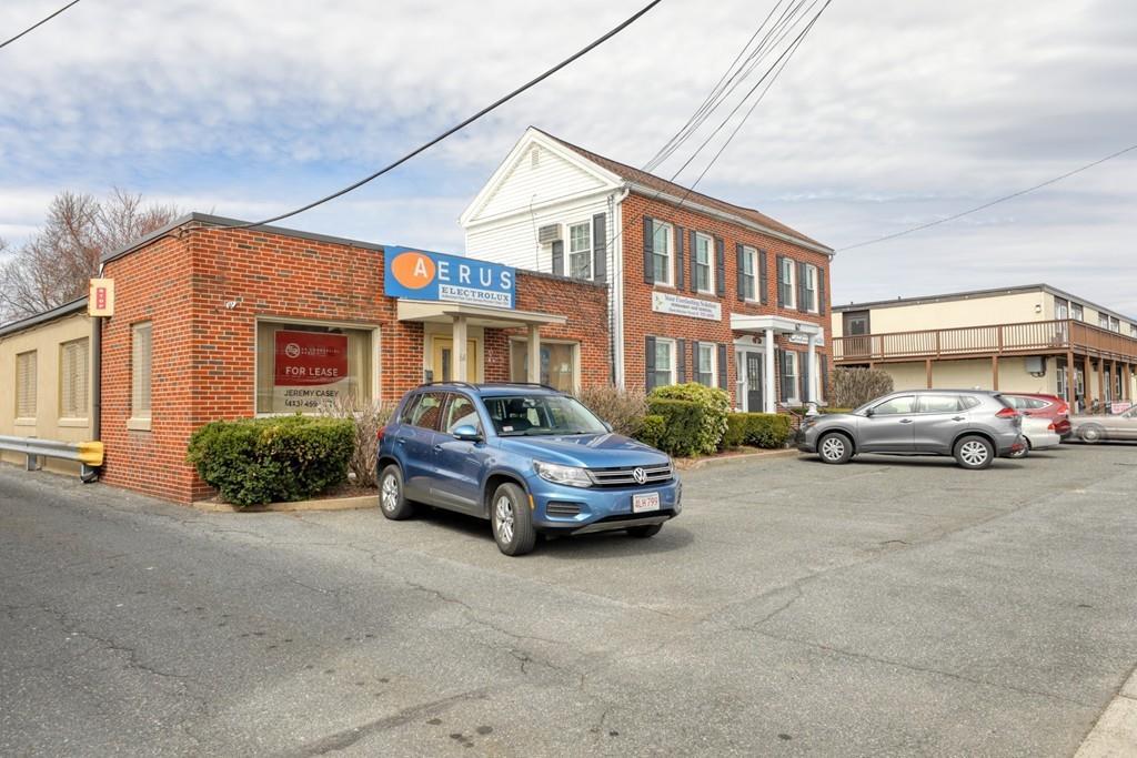 68 Westfield St - Photo 1
