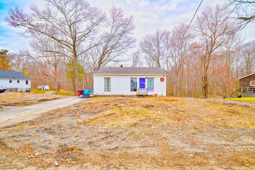 44 East St - Photo 1