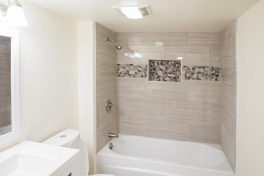 15 Garrison St - Photo 1