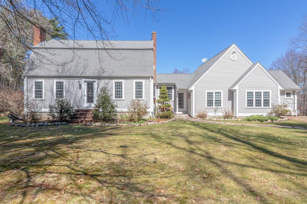 54 Grove St - Photo 1