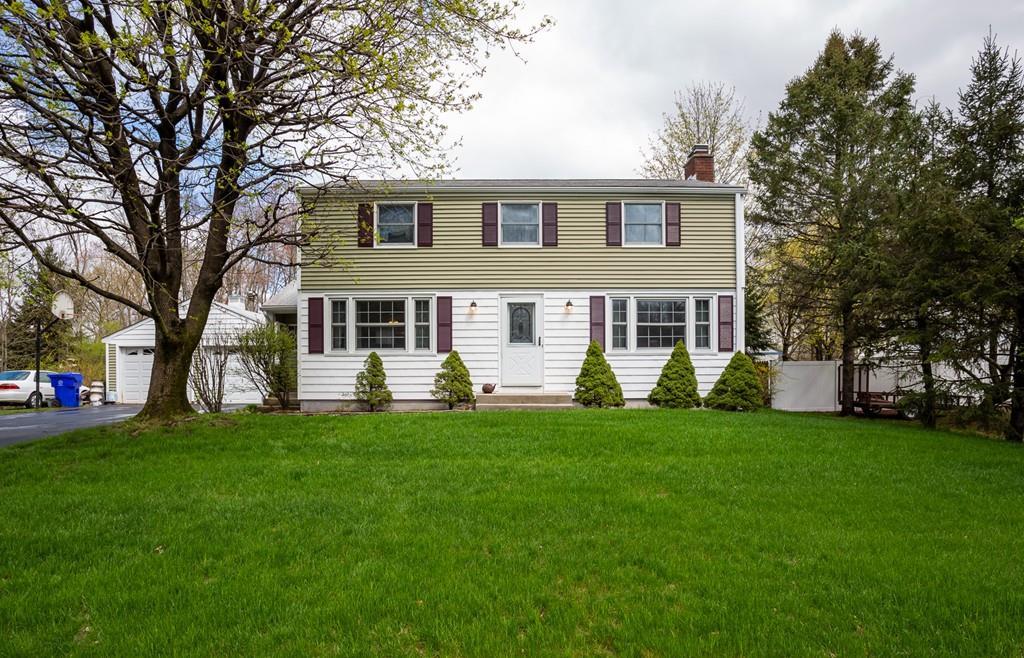 18 Eastgate Ln - Photo 1