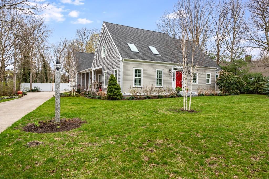 15 Elmcroft Way - Photo 1