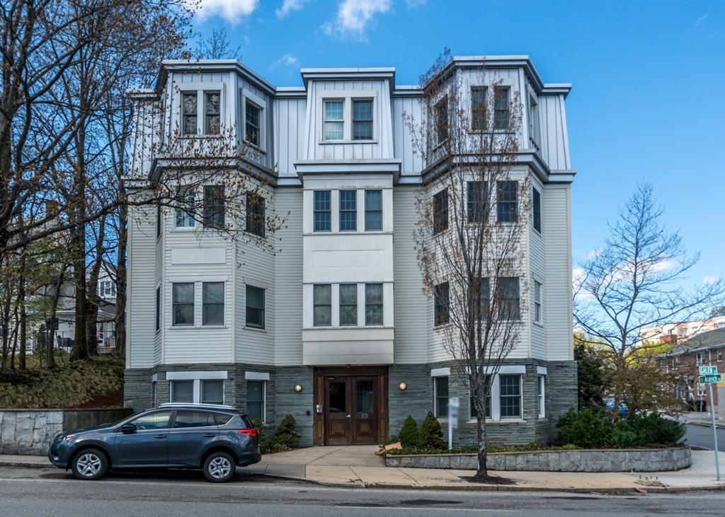 69 Galen St - Photo 1