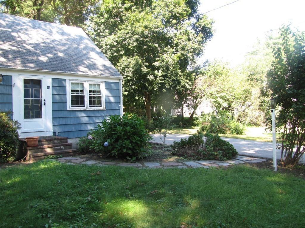86 Gorham Ave - Photo 1