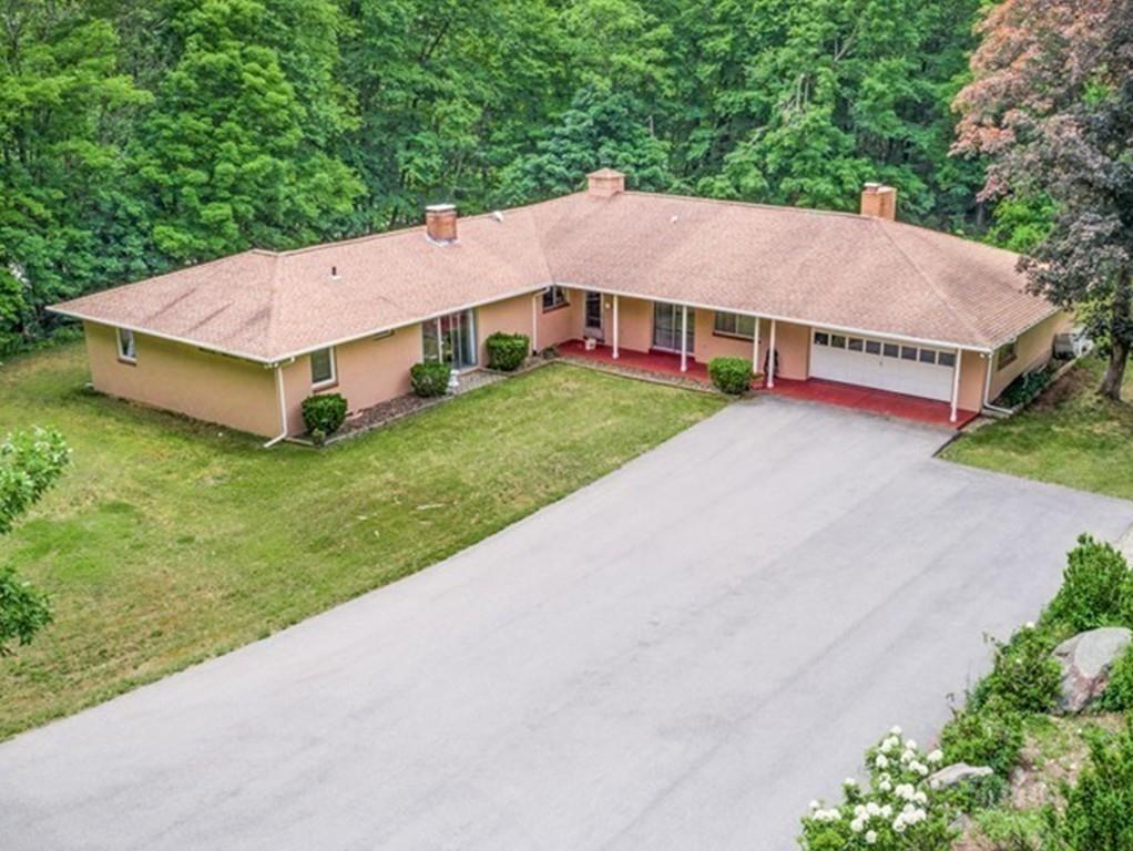 349 Crawford St - Photo 1