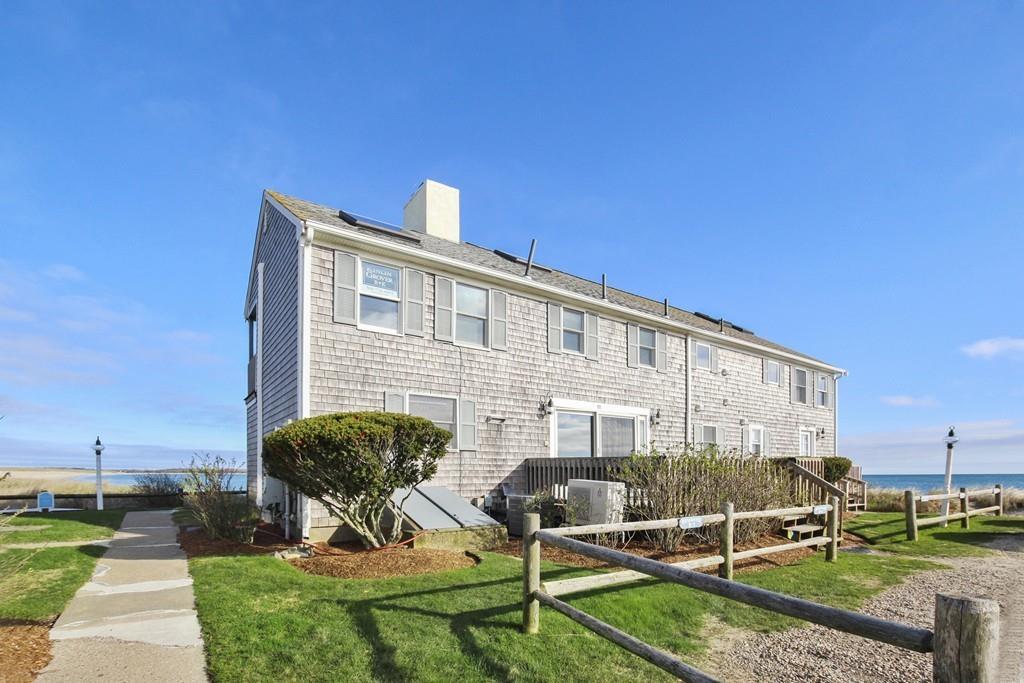 21 Hawes Avenue - Photo 1