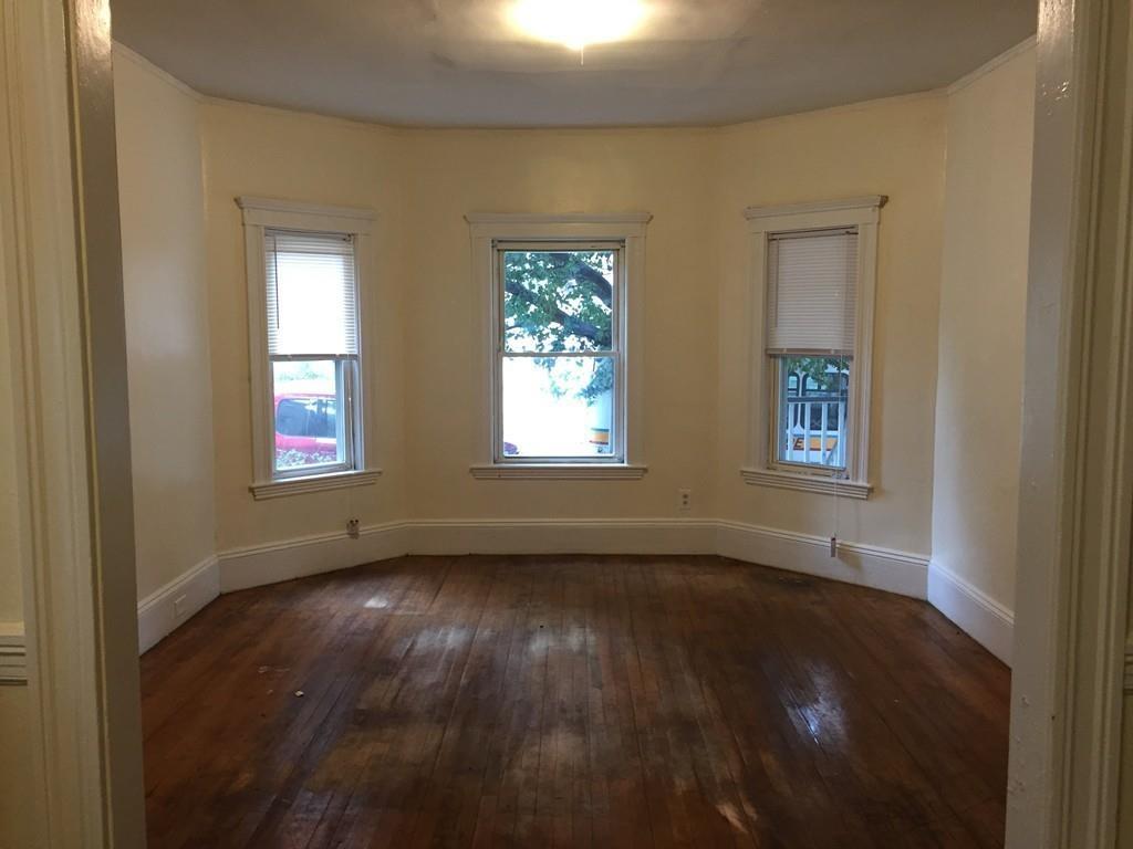 302 Boston Ave - Photo 1