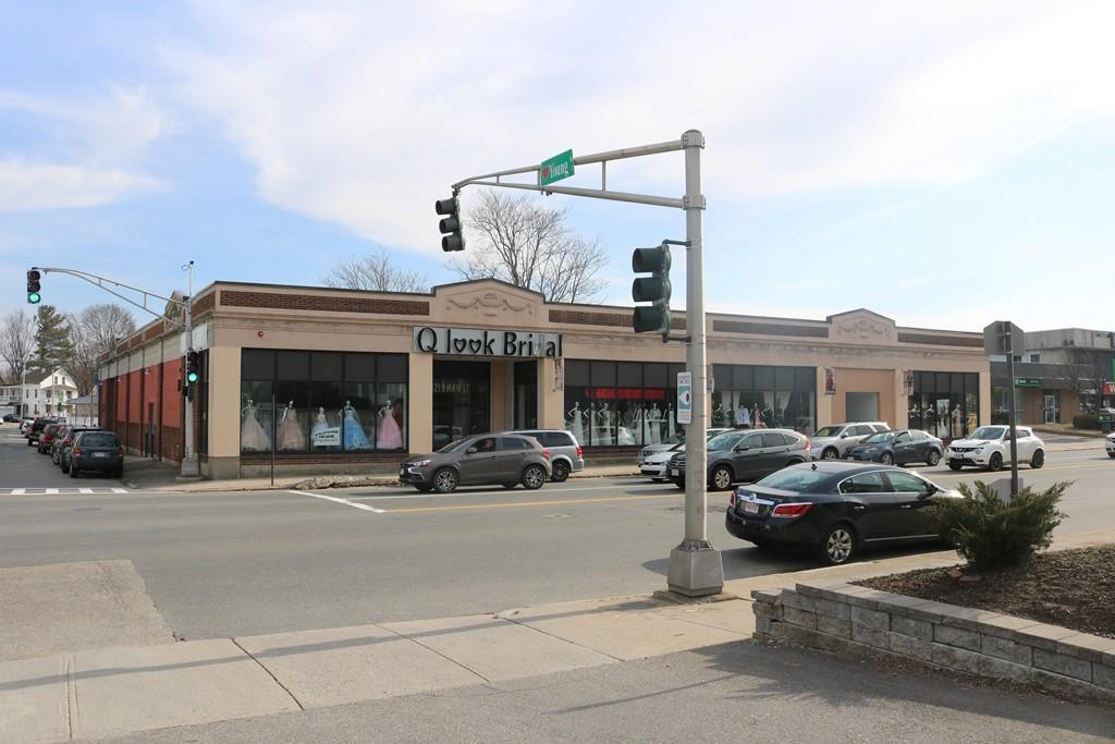 1219 Main St - Photo 1