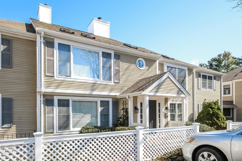 727 Main Street - Photo 1