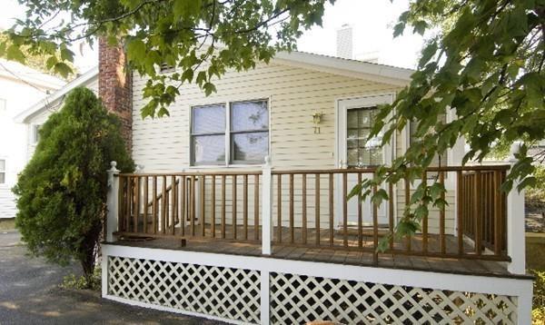 11 Rollins Ave - Photo 1