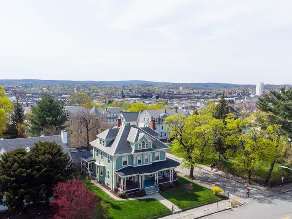 110 Vernon Street - Photo 1