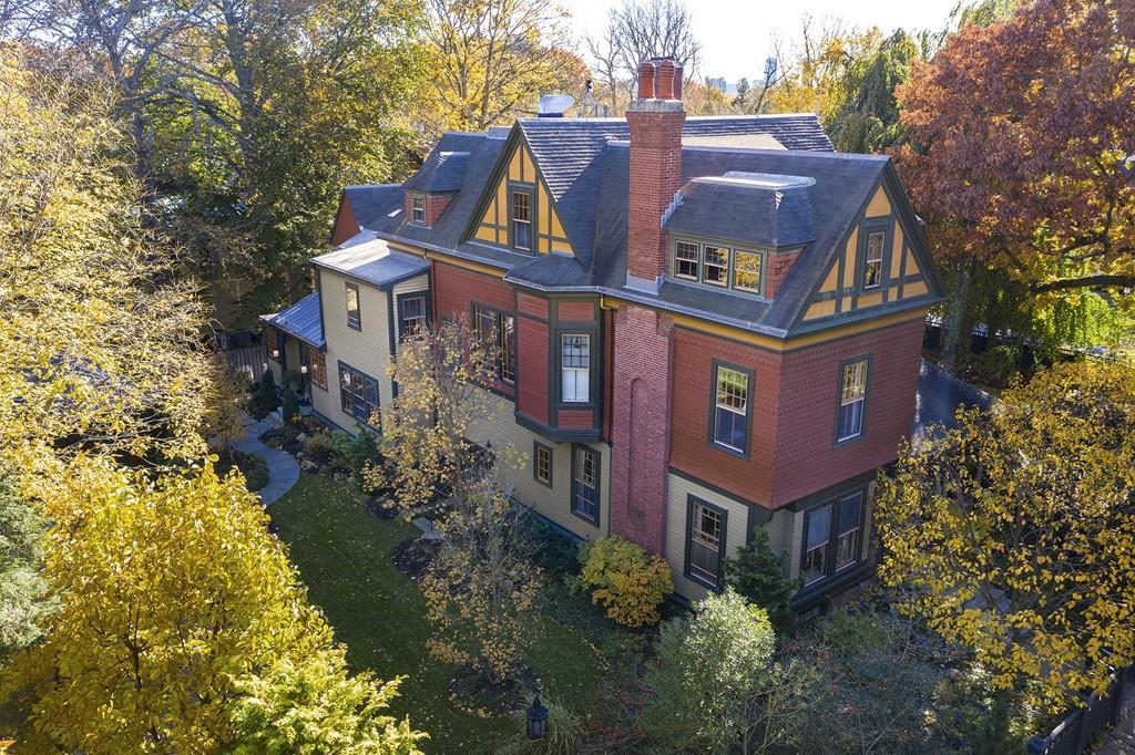 167 Brattle St - Photo 1