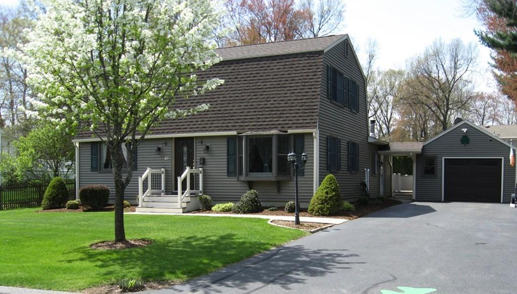 32 Baymor Dr - Photo 1