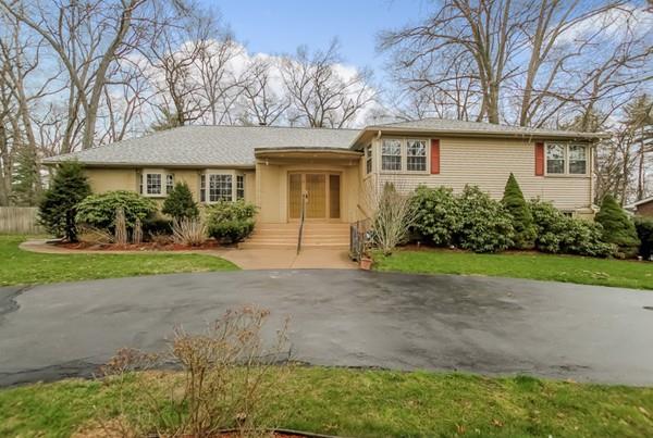 97 Lynnwood Drive - Photo 1