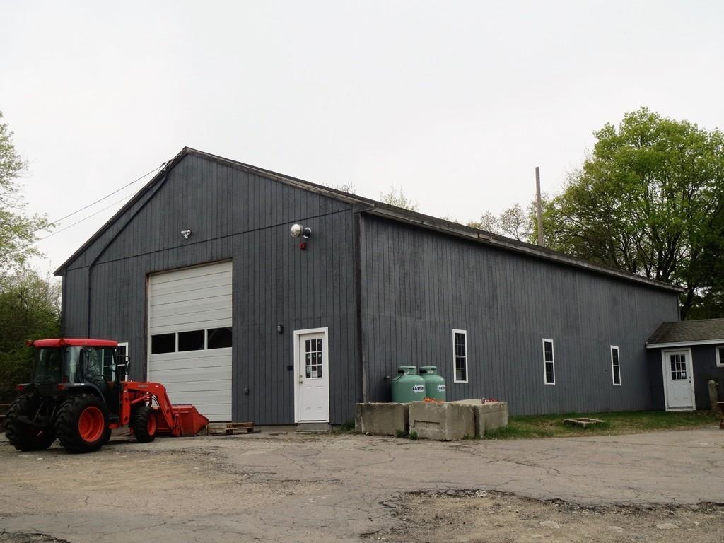 128 Mechanic St - Photo 1