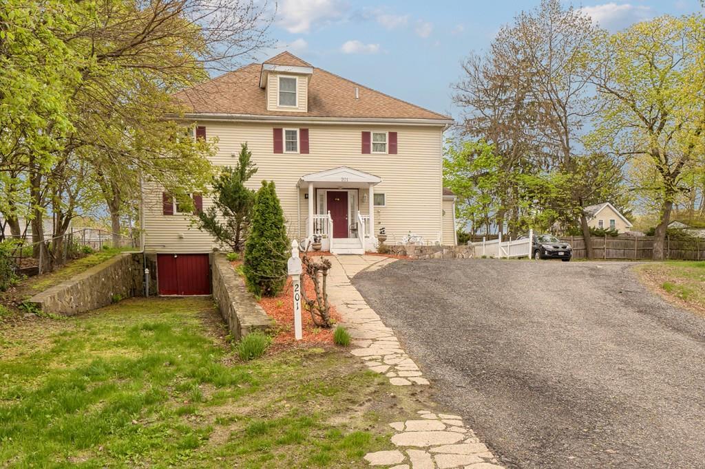 201-203 Stone Street - Photo 1