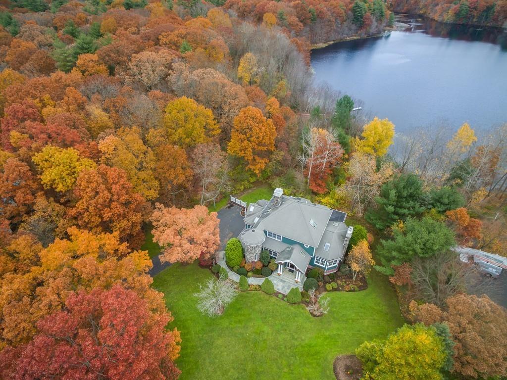 8 Beaumonts Pond Dr - Photo 1