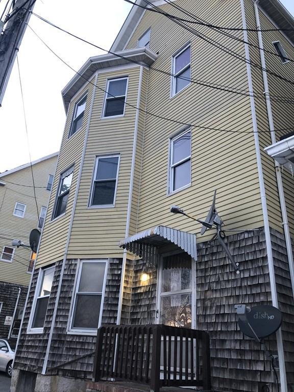 311 Coggeshall St - Photo 1