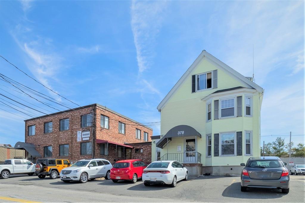 368 Hillside Ave - Photo 1