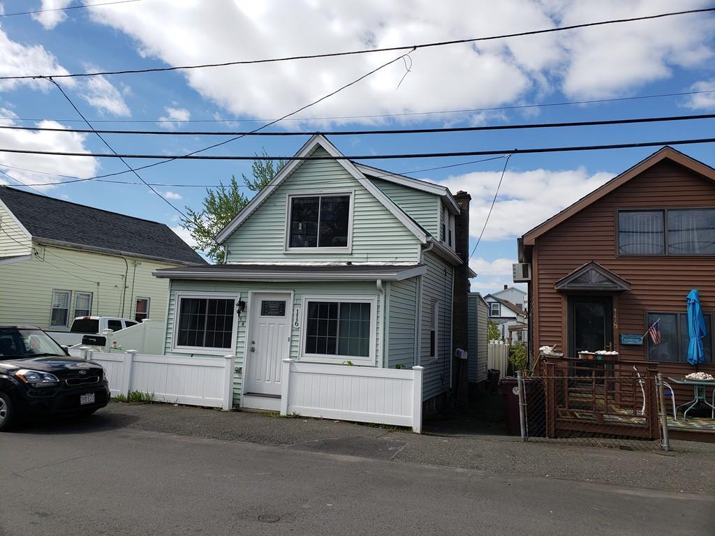 116 Oak Island St - Photo 1