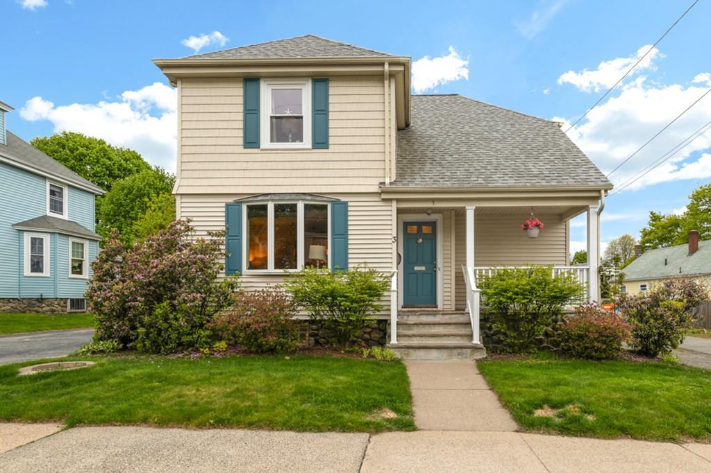 3 Stewart Ave - Photo 1