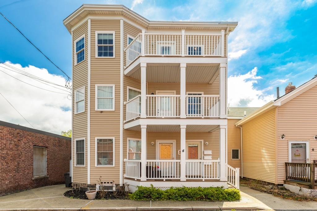4 Stevens Place - Photo 1