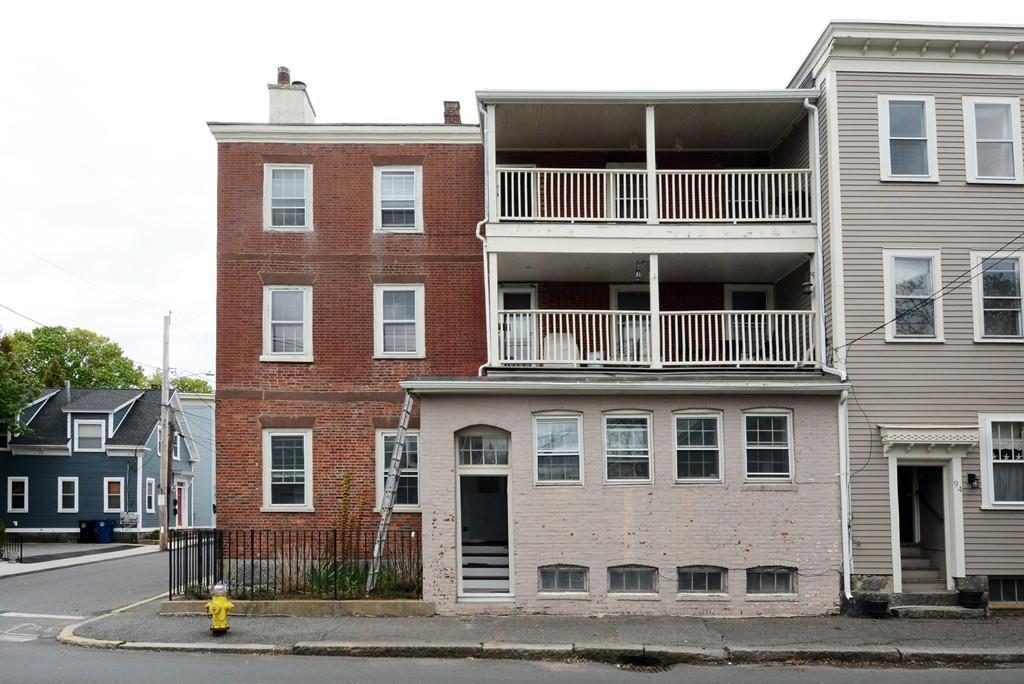 96 Derby Street - Photo 1