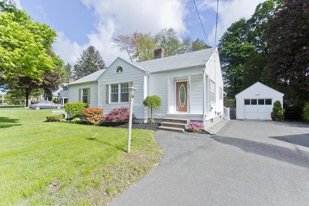 124 Mill St - Photo 1