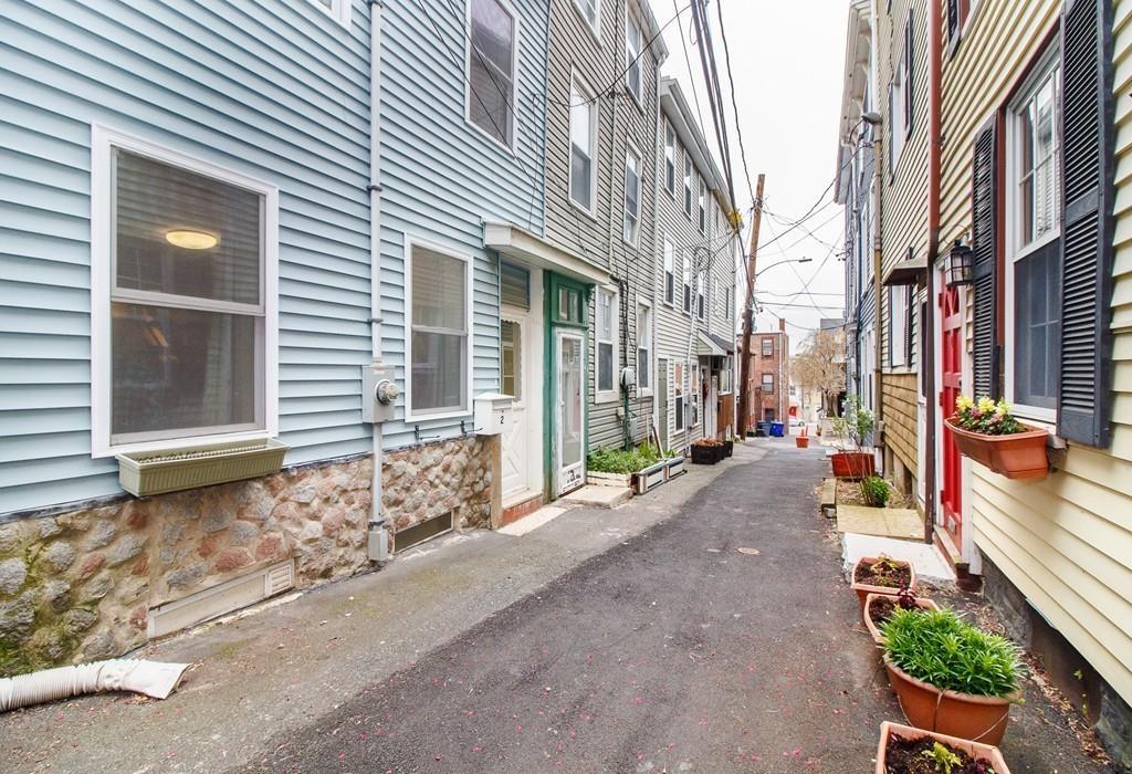2 Webster Avenue - Photo 1