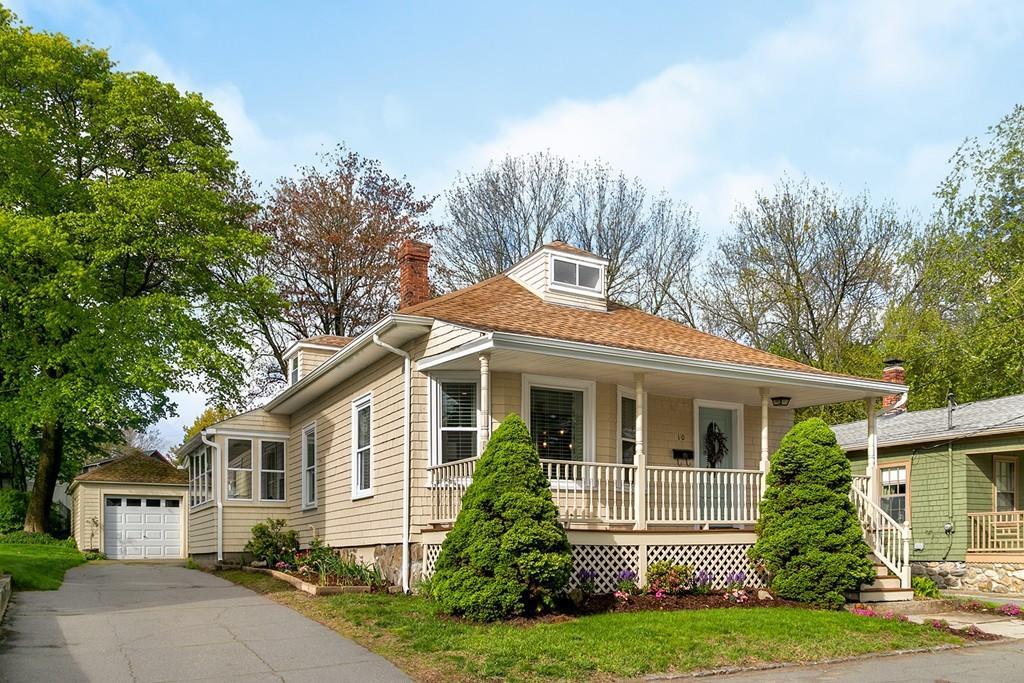 10 Field Ave - Photo 1
