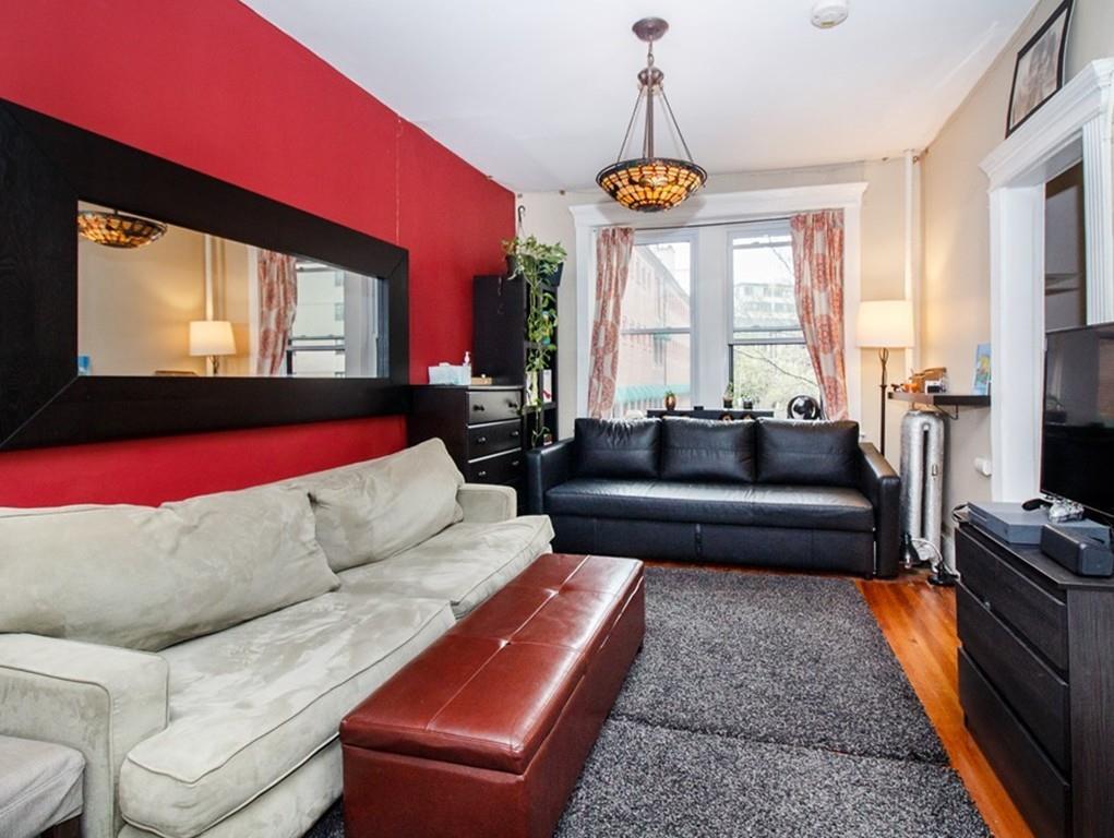 65 Burbank Street - Photo 1